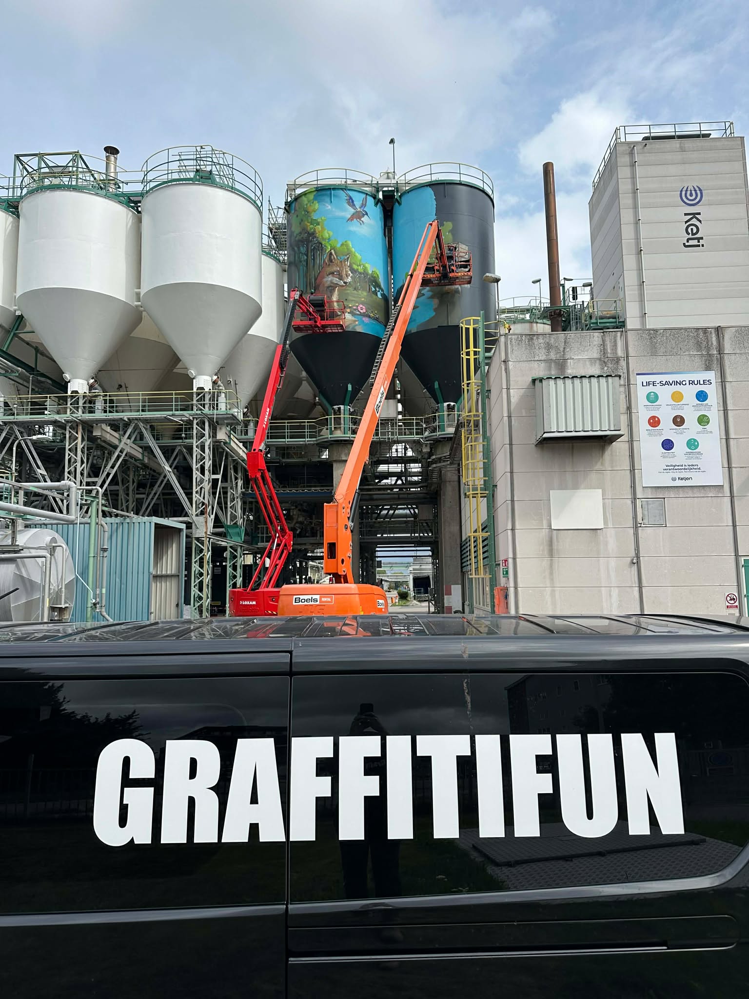 Biggest graffiti silo street art